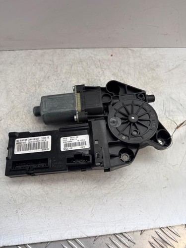 Moteur leve vitre avant - , gauche