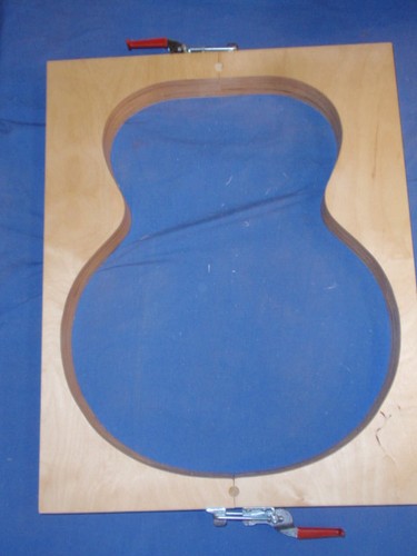 Luthier benedetto inch - luthier,