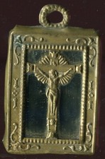 ANTIQUE BRASS  MIROR WITH JESUS ON THE CROSS CENTER XIX EME CENTURY
