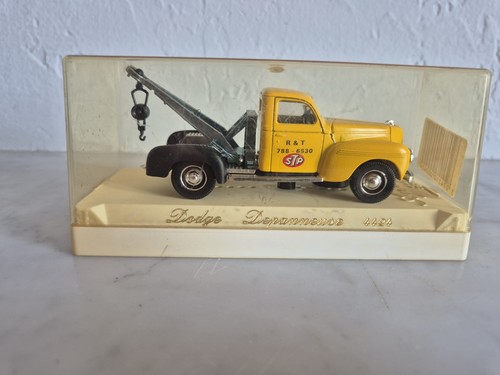 Voiture miniature vintage