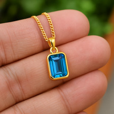 Pendentif topaze bleue