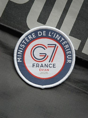 Ecusson evian 2026 police - g7,