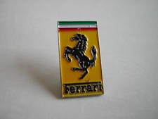 Pin's FERRARI - Automobiles et