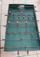 ANCIEN BABY FOOT DE TABLE EN BOIS. PLIABLE