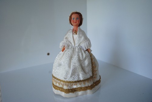 Ancienne poupee - (n°8),