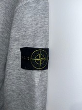 pull stone island