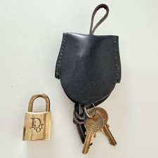 Cadenas Christian Dior couleur