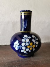 Petit vase en faïence