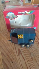 BRITAINS REMORQUE AGRICOLE 9562 REMORQUE VAN A CHEVAUX 1/32