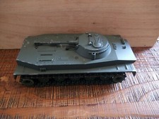 Véhicule militaire char 207