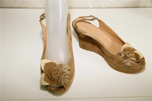 Jolies chaussures compensées - jolies,