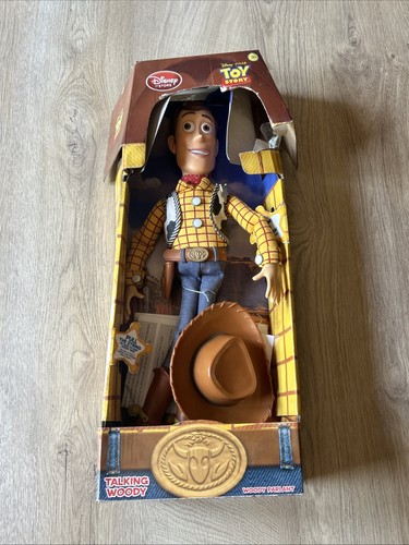 Pixar disney store - pixar,