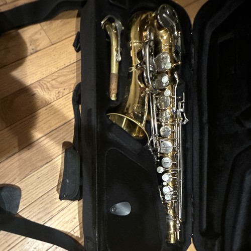 Bundy alto saxophone - bundy,