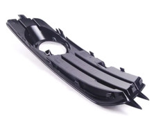 Calandre avant gauche