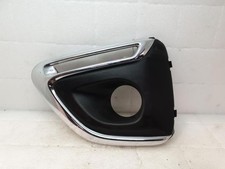 Enjoliveur anti brouillard