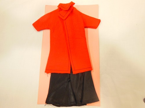 Tenue pour poupée mannequin
