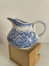 Ancien broc de toilette