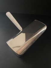 Ramasse Miettes en métal