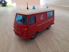 Solido 1/50 - Peugeot J9 - VSAB Pompier (Ambulance)