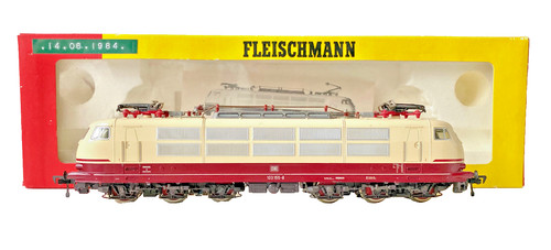 Locomotive electrique 4376 - 4376, db