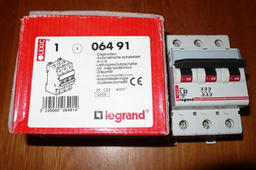 Disjoncteur triphase 32a - triphase,