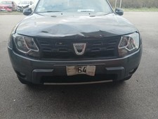 Pare choc avant DACIA DUSTER 1