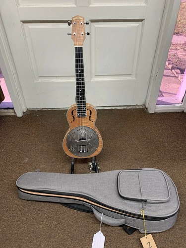 Gold tone tenor resonator - tone,