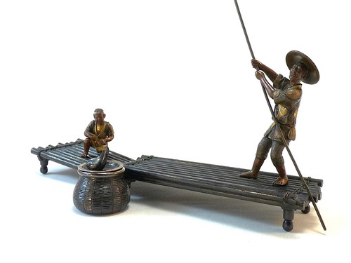 Bronze japonais dans - dans, gout