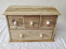Petit Meuble en bois à 4 tiroirs 27 x 12 cm par 18 cm de haut