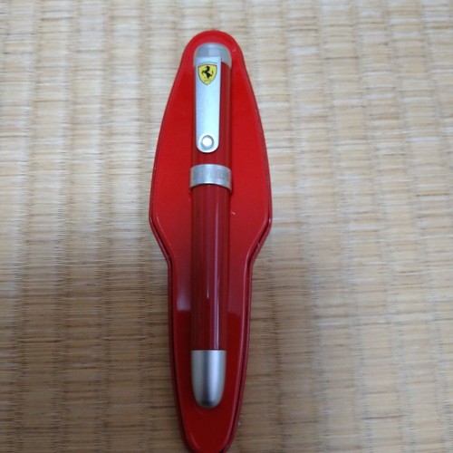 Stylo plume ferrari neuf - plume, et