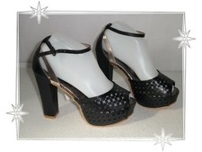 A  - Chaussures Escarpins Nu