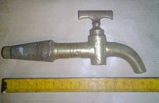 Anciens Robinets En Laiton