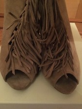 Bottines à talons hauts