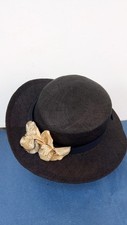 chapeau ancien femme  avec Fleurs