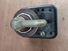 Commutateur scintex ire226 12v