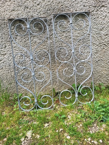 Ancienne paire grilles en - paire, de