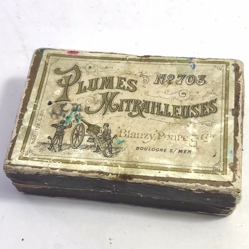 Rare boite plumes - a, "