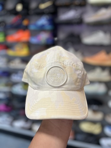 Size supreme stone island - size,