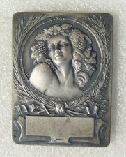 SUPERBE MEDAILLE ARGENT  femme aux raisins DEBITANTS DE VIN DE LA SEINE