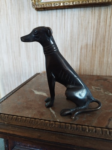 Statuette chien assis - chien, en