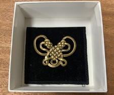 Magnifique Attache Foulard