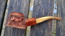 ANCIENNE PIPE EN BRUYERE  SCULPTÉE  DE  " CERF & BICHES "VOIR PHOTOS
