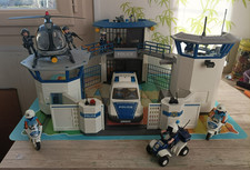Lot playmobil commissariat de police prison 6919 voiture 2 motos Hélico 13 perso