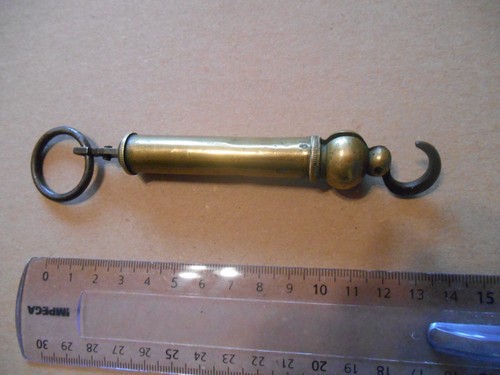 Ancien peson cylindrique - , en