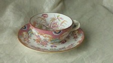ANCIENNE TASSE A THE EN PORCELAINE SARREGUEMINES DECOR MINTON MODELE N° 216* N11