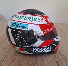 Casque Miniature F1 Bell 1/2