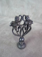 PETIT CACHET A CIRE ART