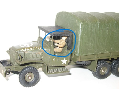 R03 dinky toys soldat - r03,,