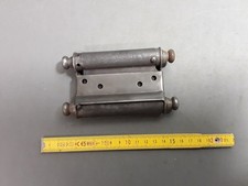 ancienne charnière porte western commerce bistrot