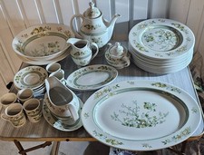 ancien service Royal Doulton modele Tonkin England 34 pièces